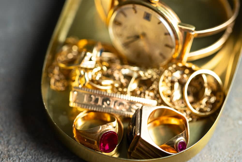 Sovereign gold clearance watches compare prices